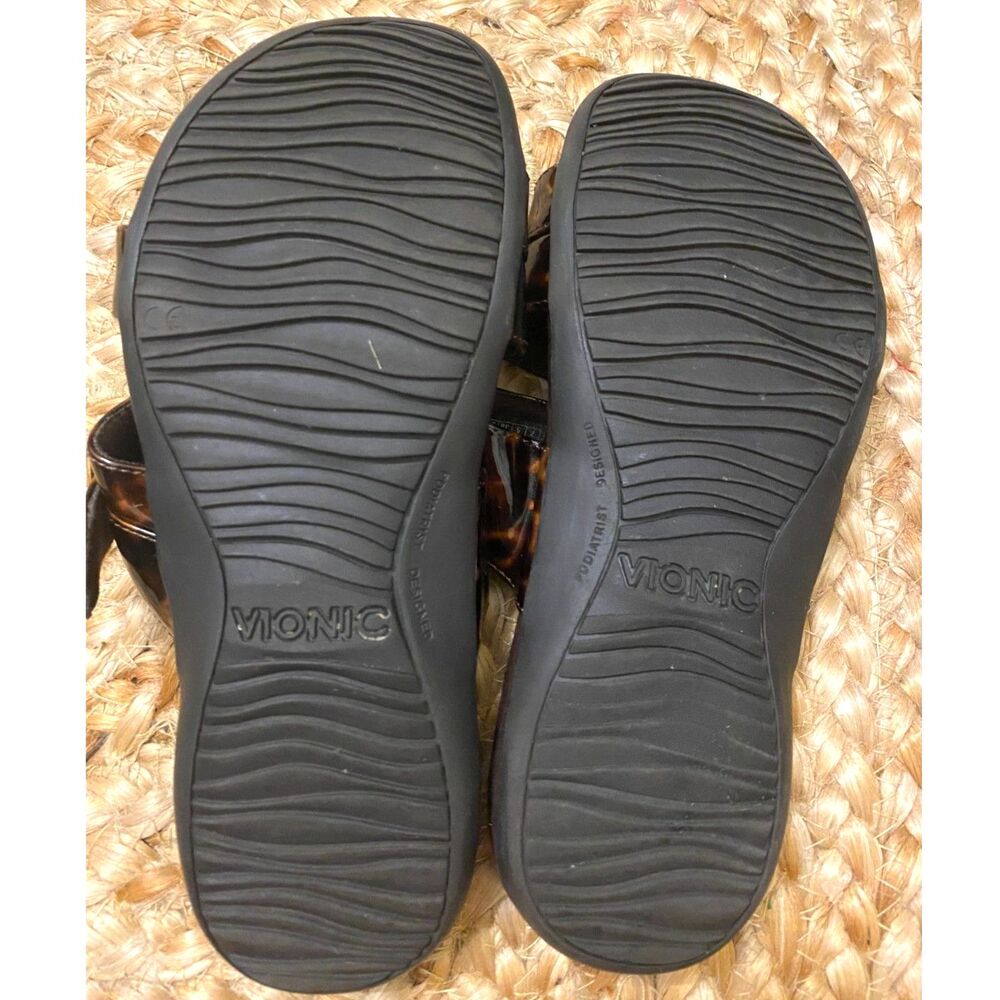 Vionic Tortiose Shell Sandals - Picture 5 of 6
